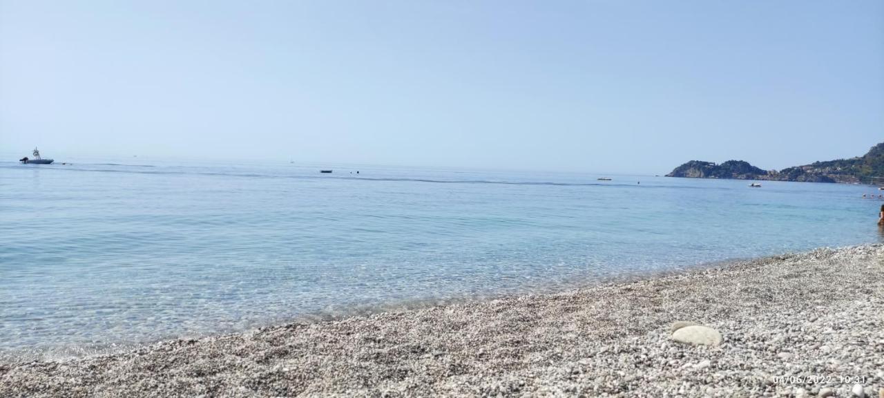 Casa Del Mare Sicilia Letojanni Villa Luaran gambar